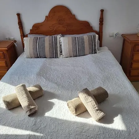 Modern Apartment, 3 Min Walk To The *