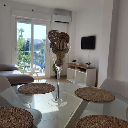 Modern Apartment, 3 Min Walk To The Apartment *